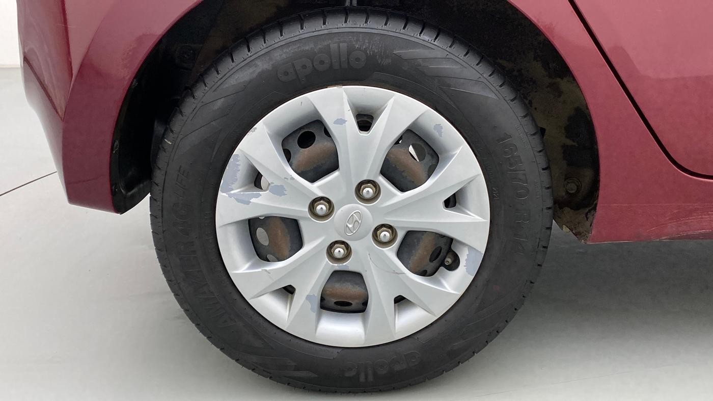 2014 Hyundai Grand i10 MAGNA 1.2 VTVT, Petrol, Manual, 32,139 km, Right Rear Wheel