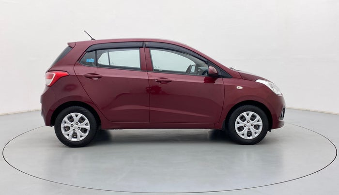 2014 Hyundai Grand i10 MAGNA 1.2 VTVT, Petrol, Manual, 32,139 km, Right Side View