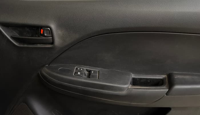 2021 Maruti Baleno SIGMA PETROL 1.2, Petrol, Manual, 61,522 km, Driver Side Door Panels Control