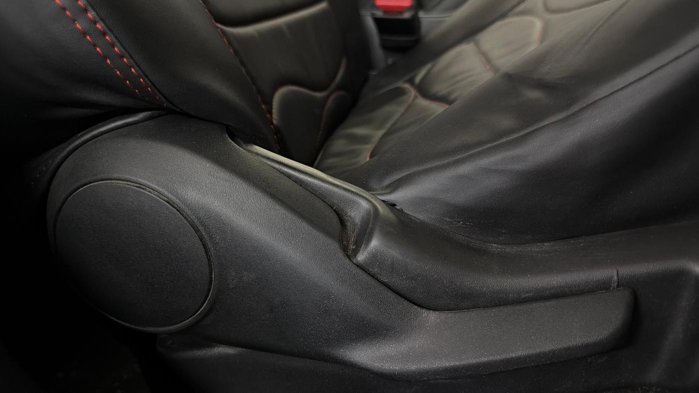 2021 Maruti Baleno SIGMA PETROL 1.2, Petrol, Manual, 61,522 km, Driver Side Adjustment Panel