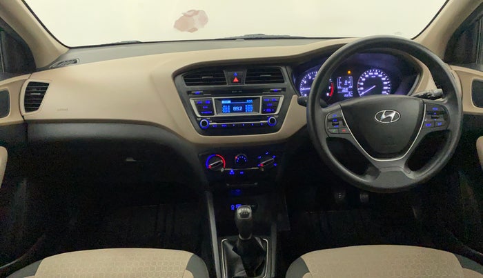 2016 Hyundai Elite i20 MAGNA 1.2, Petrol, Manual, 26,225 km, Dashboard