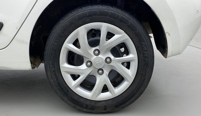2017 Hyundai Grand i10 SPORTZ (O) 1.2 KAPPA VTVT, Petrol, Manual, 45,231 km, Left Rear Wheel