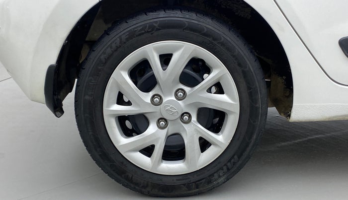 2017 Hyundai Grand i10 SPORTZ (O) 1.2 KAPPA VTVT, Petrol, Manual, 45,231 km, Right Rear Wheel