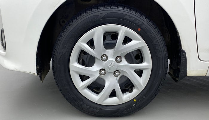 2017 Hyundai Grand i10 SPORTZ (O) 1.2 KAPPA VTVT, Petrol, Manual, 45,231 km, Left Front Wheel