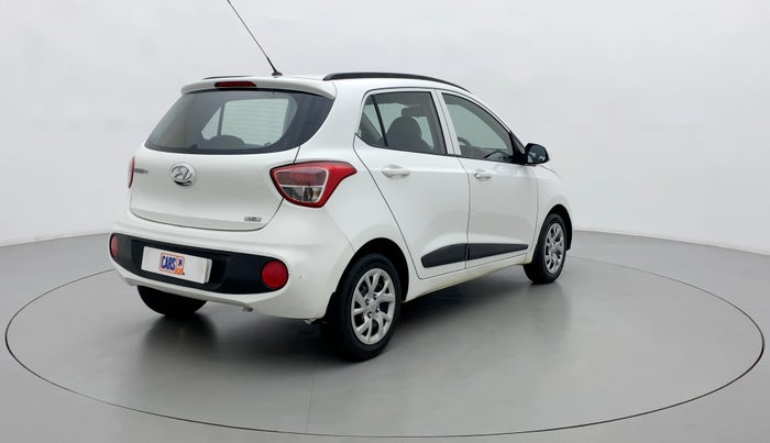 2017 Hyundai Grand i10 SPORTZ (O) 1.2 KAPPA VTVT, Petrol, Manual, 45,231 km, Right Back Diagonal