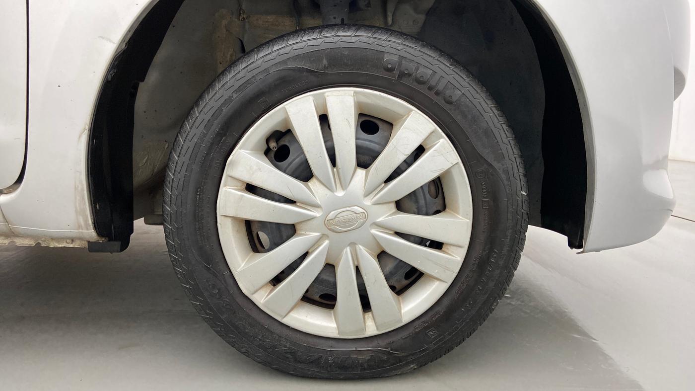 2015 Datsun Go T, Petrol, Manual, 31,844 km, Right Front Wheel
