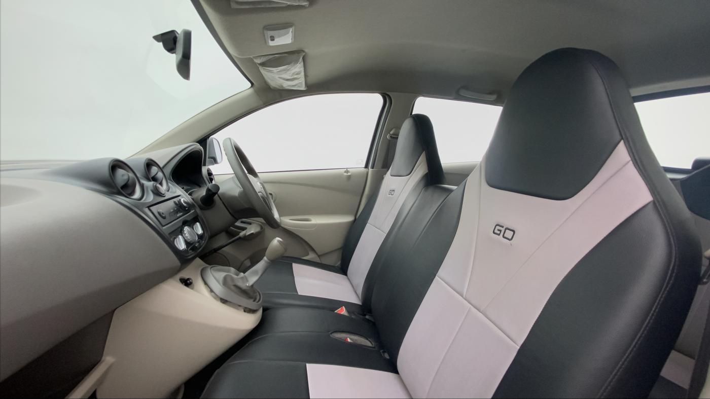2015 Datsun Go T, Petrol, Manual, 31,844 km, Right Side Front Door Cabin