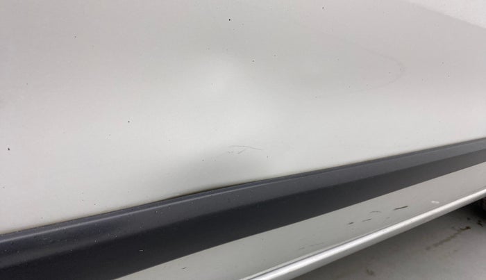 2016 Maruti Wagon R 1.0 VXI, Petrol, Manual, 42,768 km, Driver-side door - Slightly dented