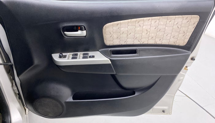 2016 Maruti Wagon R 1.0 VXI, Petrol, Manual, 42,768 km, Driver Side Door Panels Control