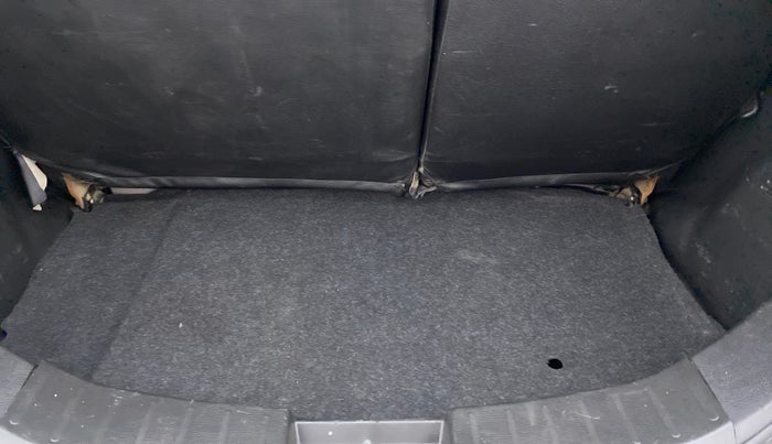 2016 Maruti Wagon R 1.0 VXI, Petrol, Manual, 42,768 km, Boot Inside