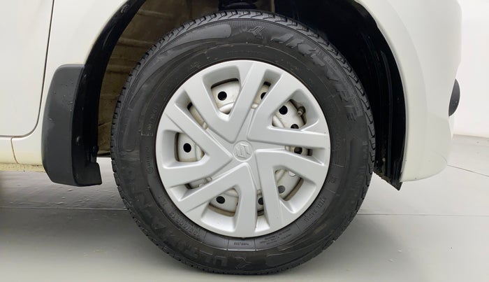 2021 Maruti New Wagon-R LXI CNG 1.0 L, CNG, Manual, 29,344 km, Right Front Wheel