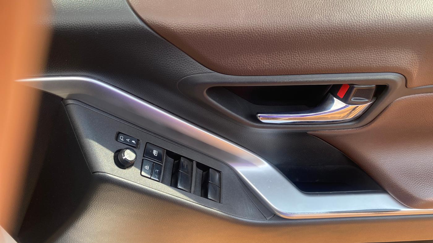 2023 Toyota INNOVA HYCROSS VX HYBRID 7 STR, Hybrid, Automatic, 59,352 km, Driver Side Door Panels Control