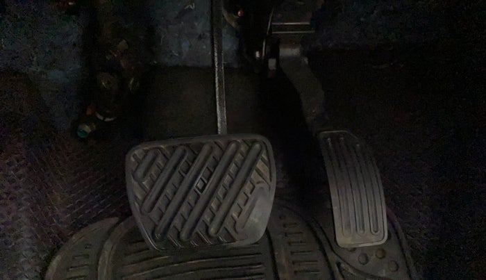 2017 Nissan Micra XV CVT, Petrol, Automatic, 16,198 km, Pedals