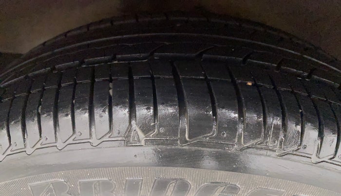 2017 Nissan Micra XV CVT, Petrol, Automatic, 16,198 km, Right Rear Tyre Tread