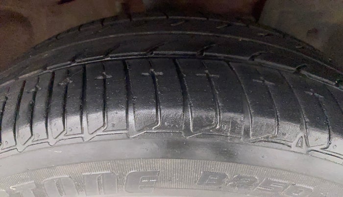 2017 Nissan Micra XV CVT, Petrol, Automatic, 16,198 km, Right Front Tyre Tread