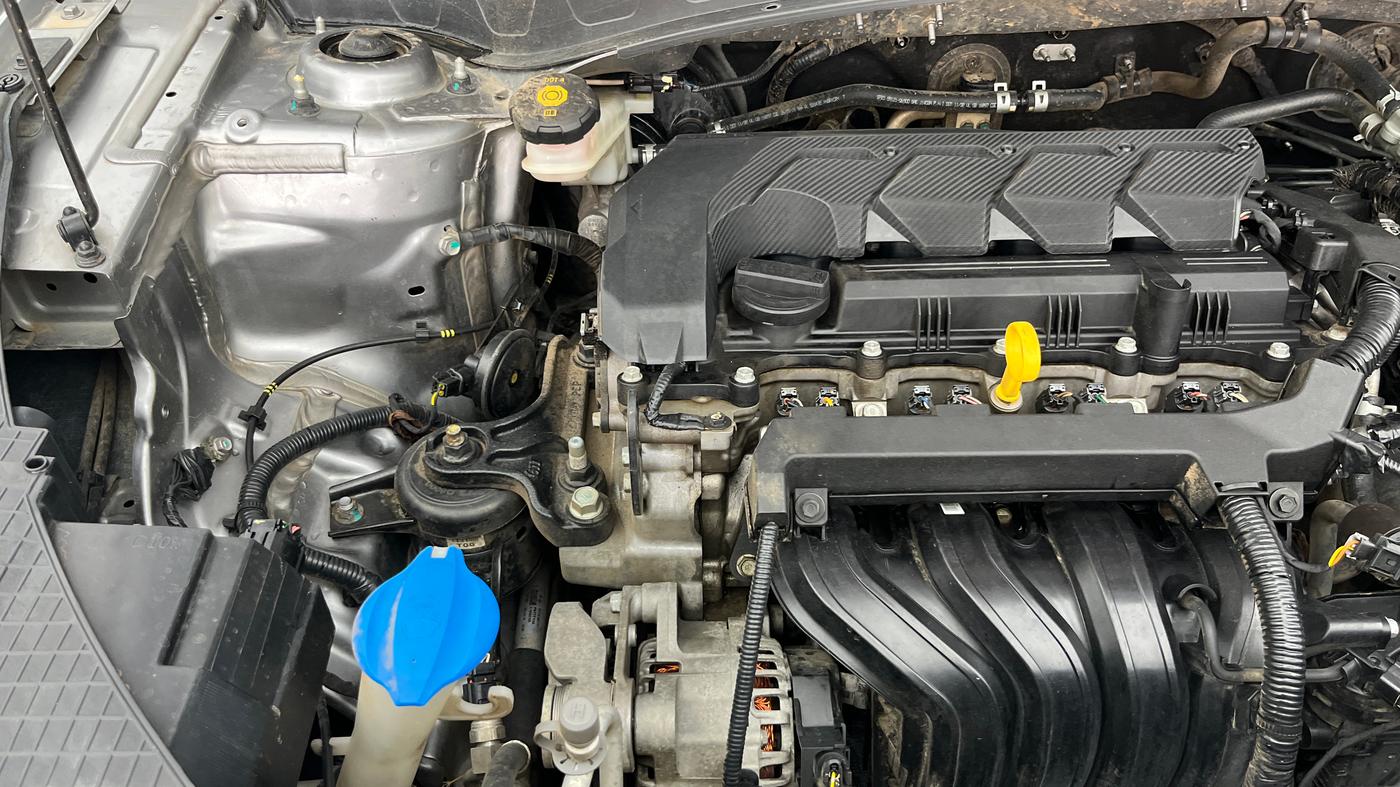 2019 KIA SELTOS HTK PLUS 1.5, Petrol, Manual, 1,00,365 km, Engine View - Right