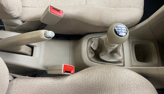 2013 Maruti Swift Dzire VDI, Diesel, Manual, 90,181 km, Gear Lever