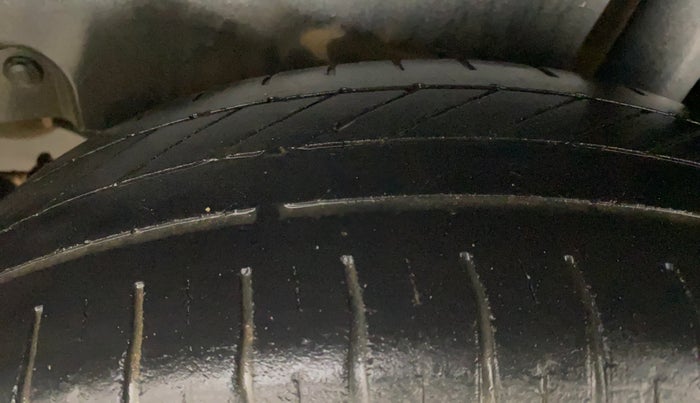 2013 Maruti Swift Dzire VDI, Diesel, Manual, 90,181 km, Left Rear Tyre Tread