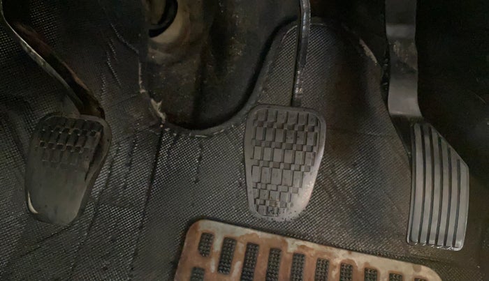 2018 Tata NEXON XM PETROL, CNG, Manual, 96,123 km, Pedals