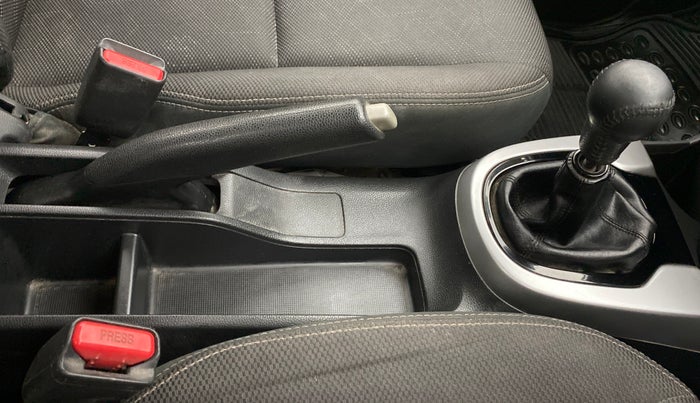 2017 Honda Jazz 1.5L I-DTEC VX, Diesel, Manual, 55,462 km, Gear Lever