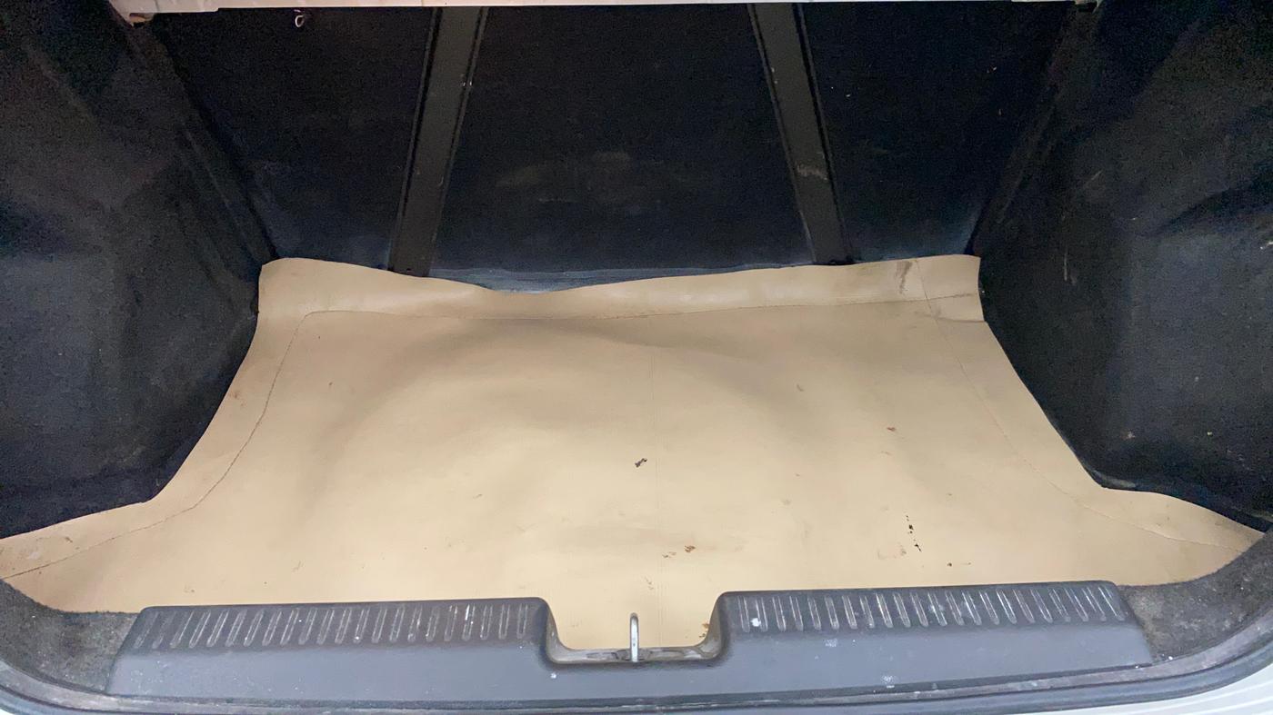 2018 Maruti Dzire VXI AMT, Petrol, Automatic, 39,255 km, Boot Inside