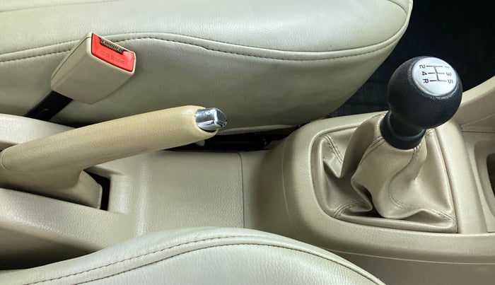 2013 Maruti Swift Dzire VXI 1.2 BS IV, Petrol, Manual, 1,26,062 km, Gear Lever