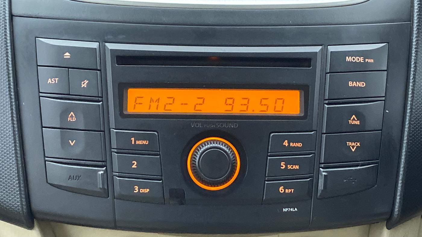 2013 Maruti Swift Dzire VXI 1.2 BS IV, Petrol, Manual, 1,26,062 km, Infotainment System