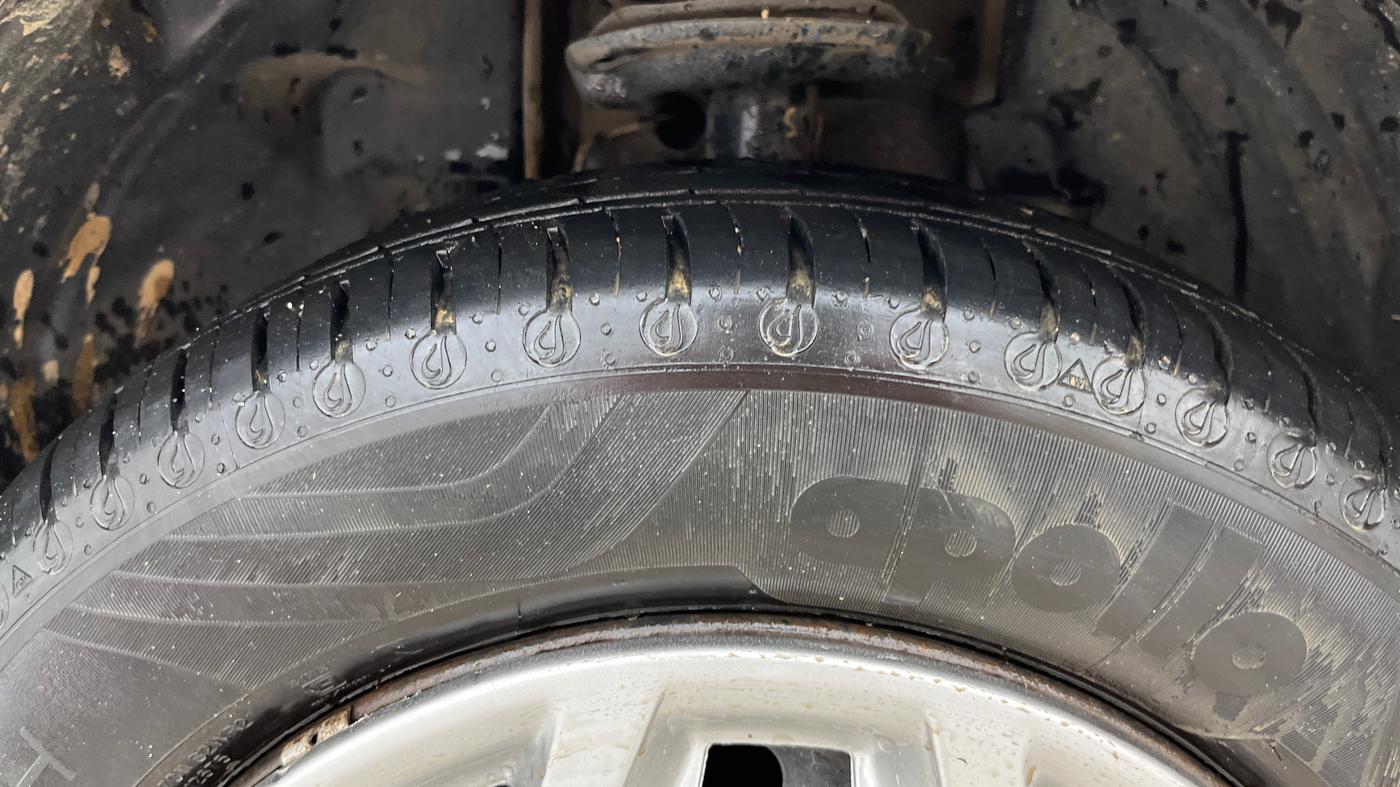 2017 Tata Tiago XT PETROL, Petrol, Manual, 79,222 km, Left Front Tyre Tread