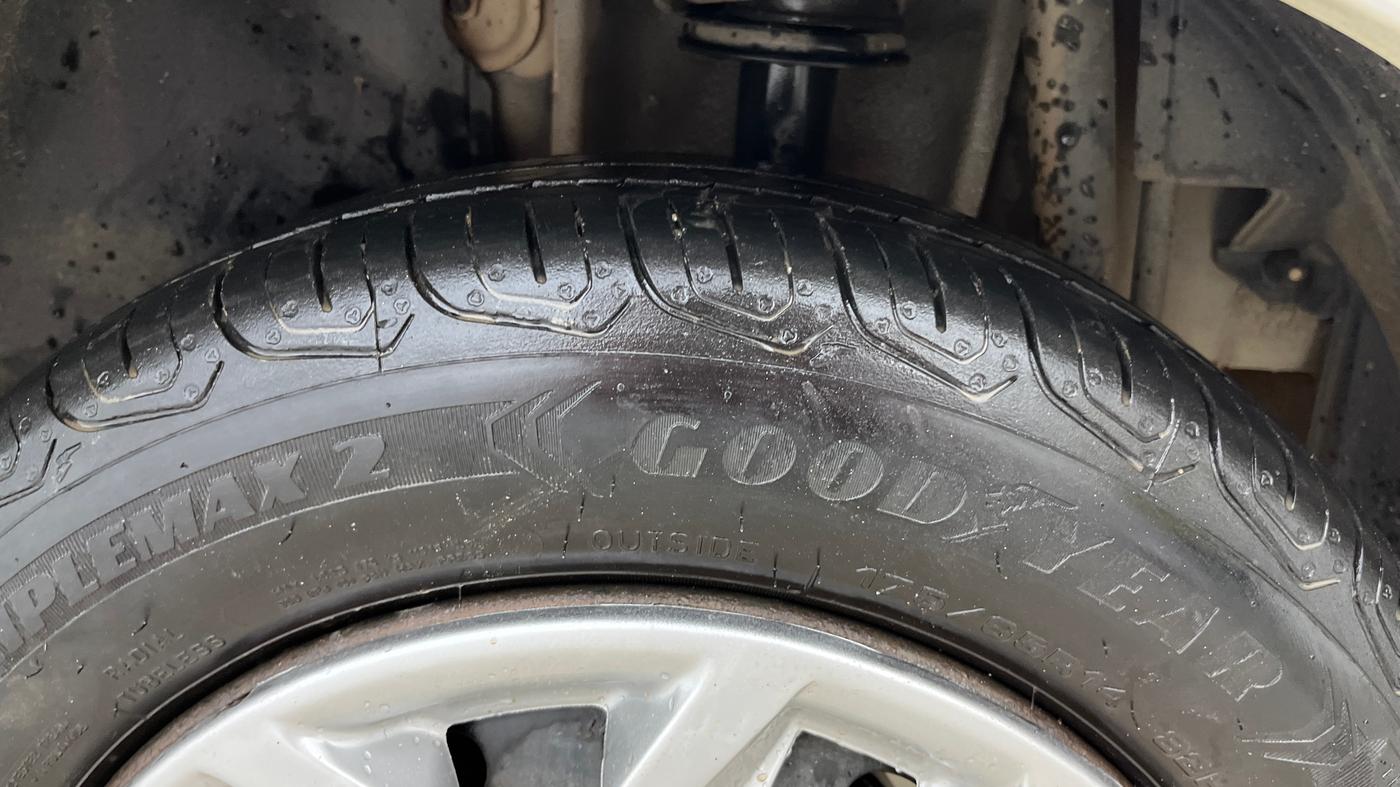 2017 Tata Tiago XT PETROL, Petrol, Manual, 79,222 km, Left Rear Tyre Tread