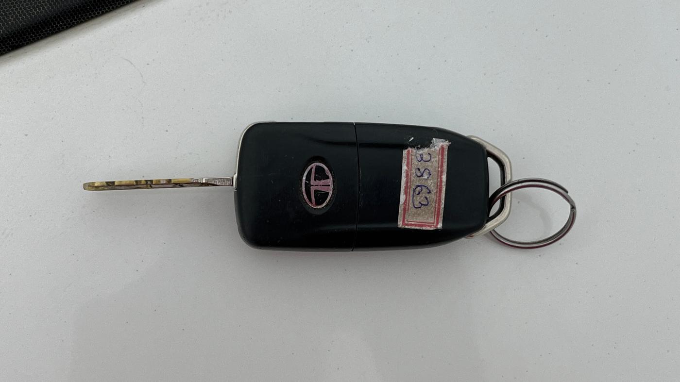 2017 Tata Tiago XT PETROL, Petrol, Manual, 79,222 km, Key Close Up
