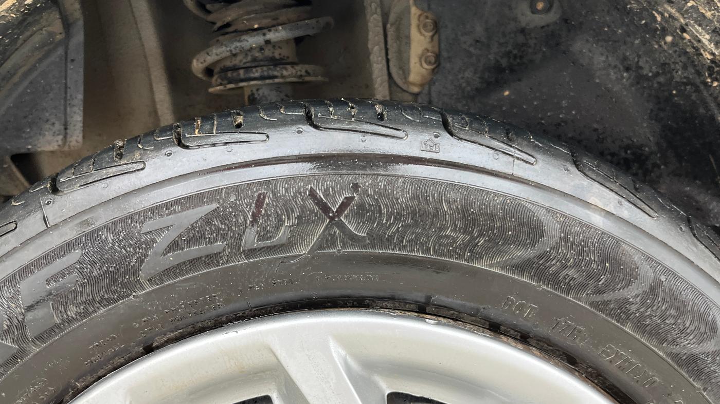 2017 Tata Tiago XT PETROL, Petrol, Manual, 79,222 km, Right Rear Tyre Tread