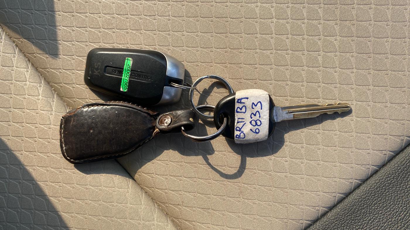 2022 Hyundai NEW SANTRO MAGNA, Petrol, Manual, 43,679 km, Key Close Up