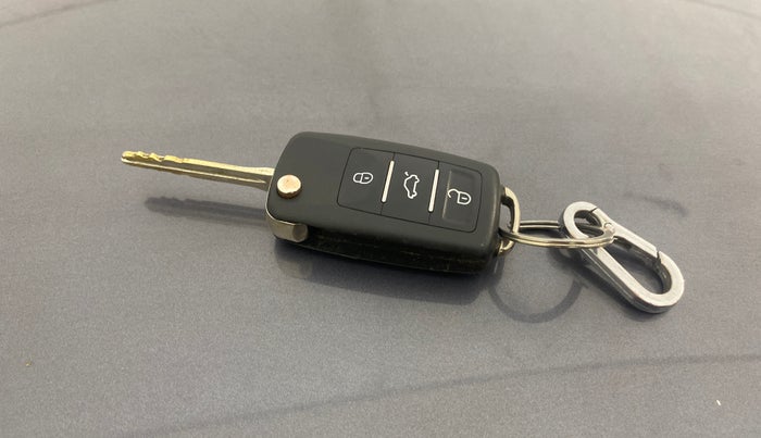 2018 Hyundai Grand i10 SPORTZ 1.2 KAPPA VTVT, Petrol, Manual, 63,997 km, Key Close Up