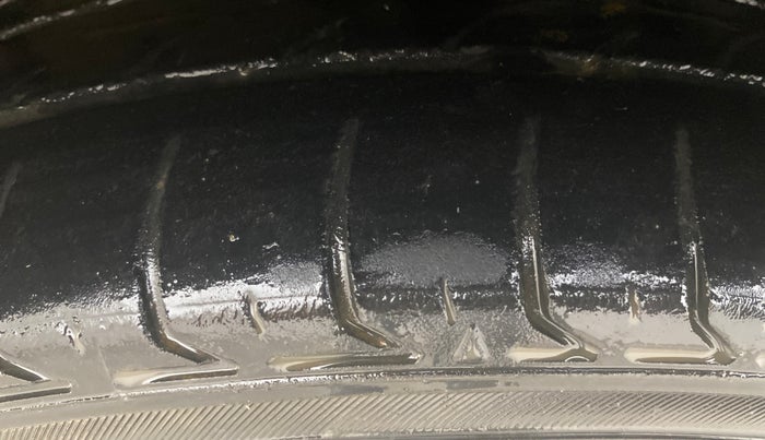 2018 Hyundai Grand i10 SPORTZ 1.2 KAPPA VTVT, Petrol, Manual, 63,997 km, Left Front Tyre Tread