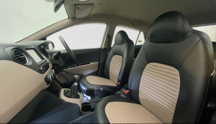 2018 Hyundai Grand i10 SPORTZ 1.2 KAPPA VTVT, Petrol, Manual, 24,928 km, Right Side Front Door Cabin