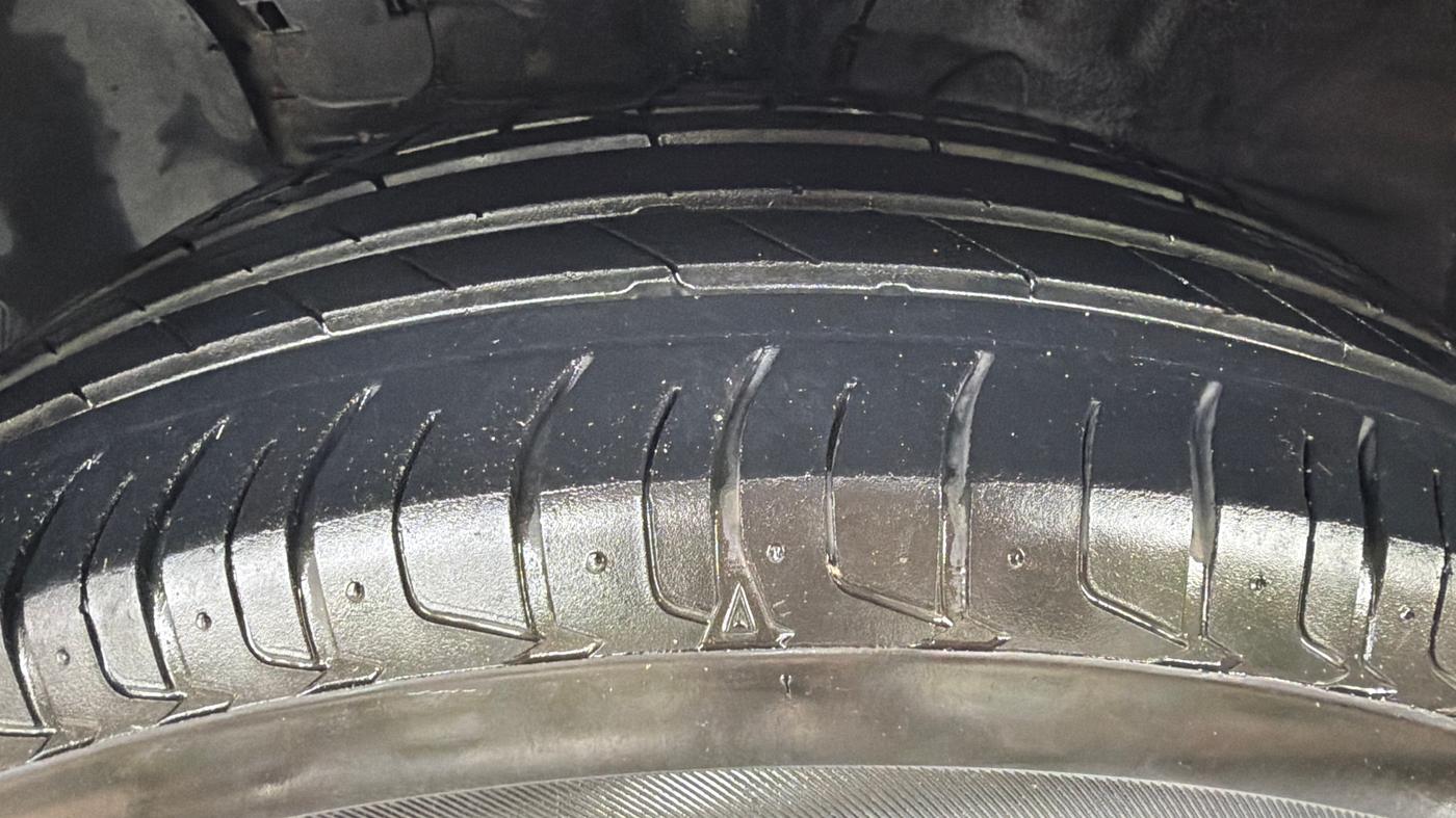 2019 Hyundai VENUE SX 1.0 (O) TURBO, Petrol, Manual, 63,644 km, Left Front Tyre Tread