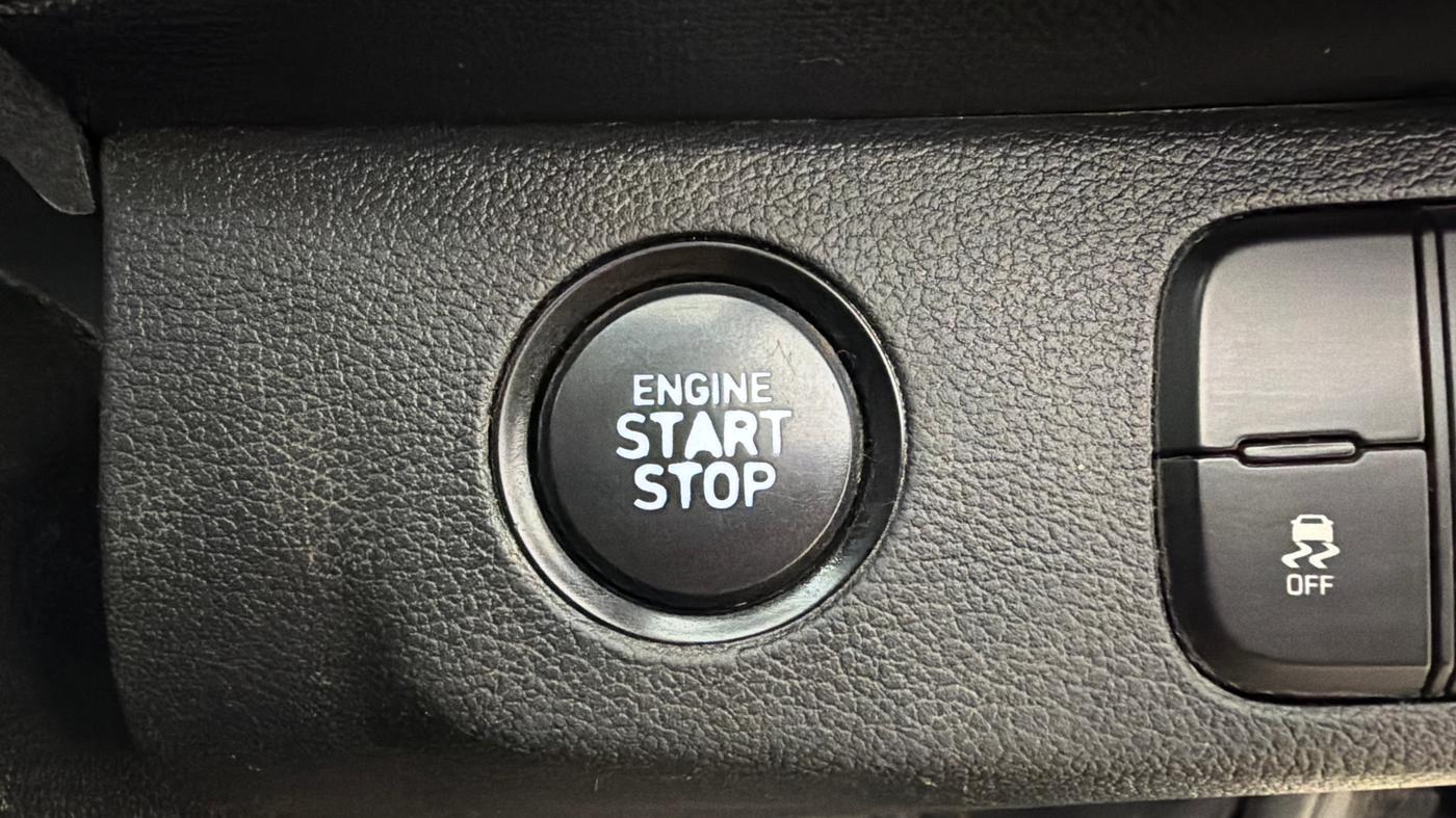 2019 Hyundai VENUE SX 1.0 (O) TURBO, Petrol, Manual, 63,644 km, Keyless Start/ Stop Button