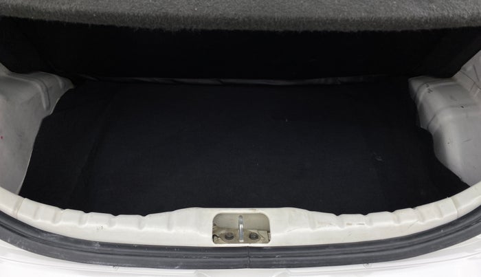 2018 Hyundai Eon ERA PLUS, Petrol, Manual, Boot Inside