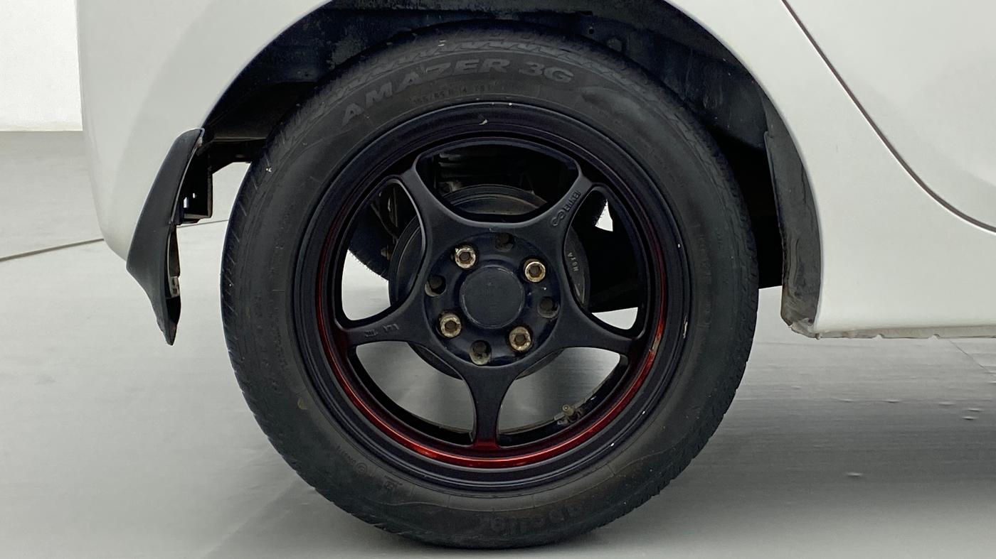 2018 Hyundai Eon ERA PLUS, Petrol, Manual, Right Rear Wheel