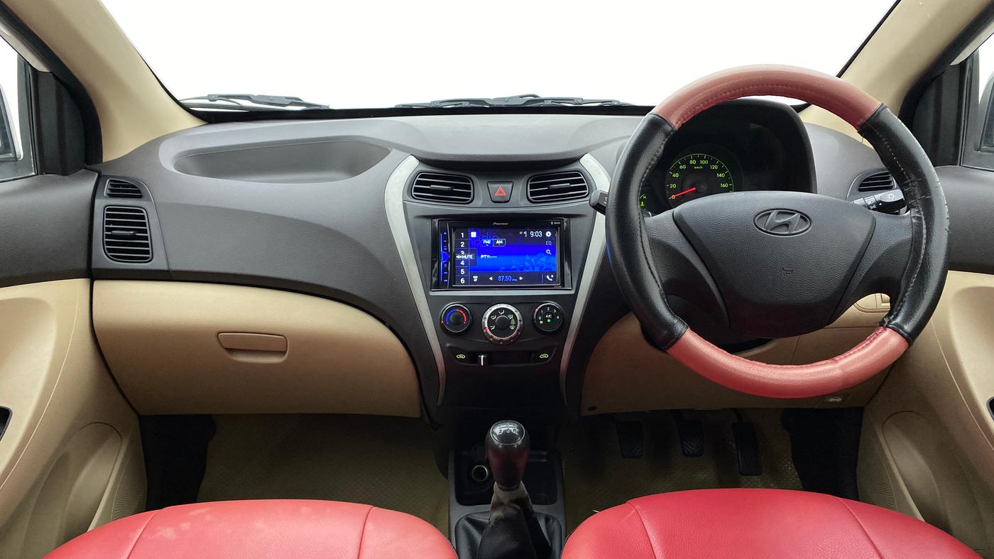 2018 Hyundai Eon ERA PLUS, Petrol, Manual, Dashboard