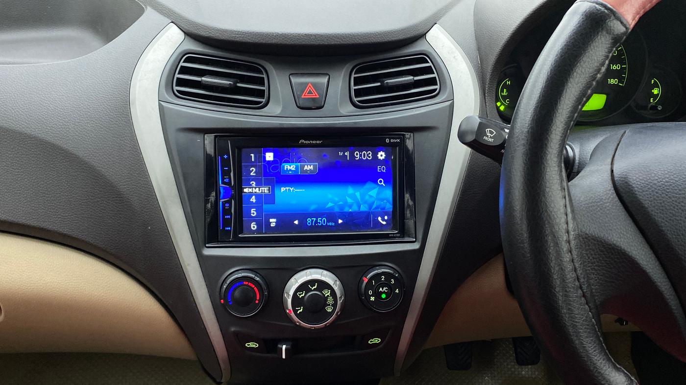 2018 Hyundai Eon ERA PLUS, Petrol, Manual, Air Conditioner
