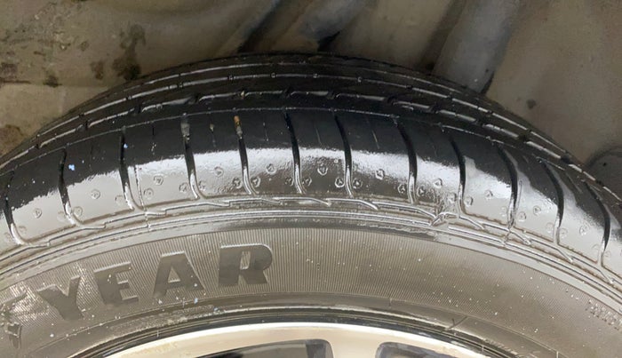 2017 Honda BR-V 1.5L I-VTEC V, Petrol, Manual, 61,182 km, Left Rear Tyre Tread