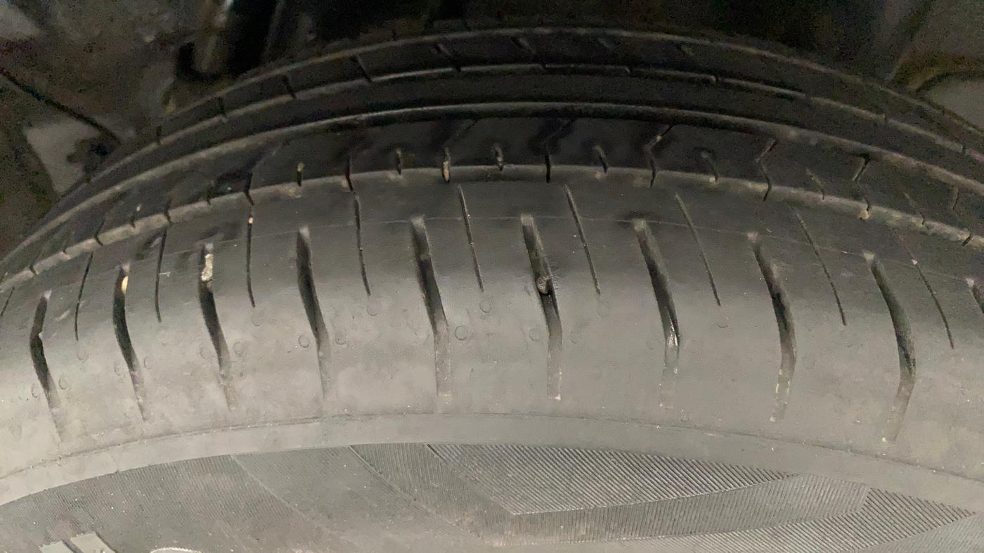 2021 Hyundai VENUE S 1.2, Petrol, Manual, 13,247 km, Left Rear Tyre Tread
