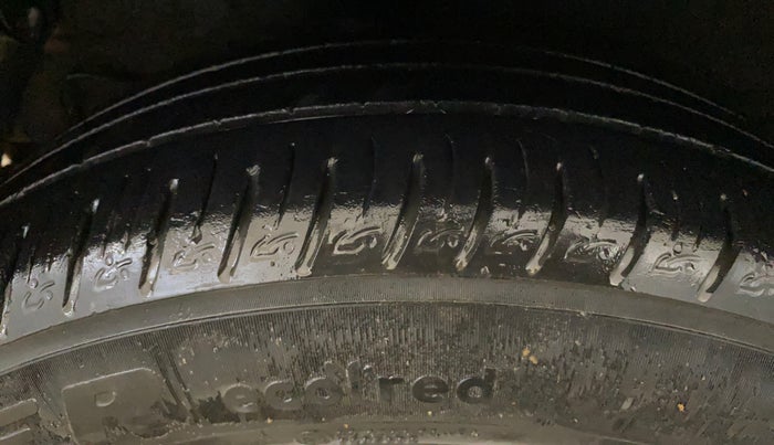 2021 KIA SONET HTK PLUS 1.0 IMT, Petrol, Manual, 73,291 km, Right Rear Tyre Tread