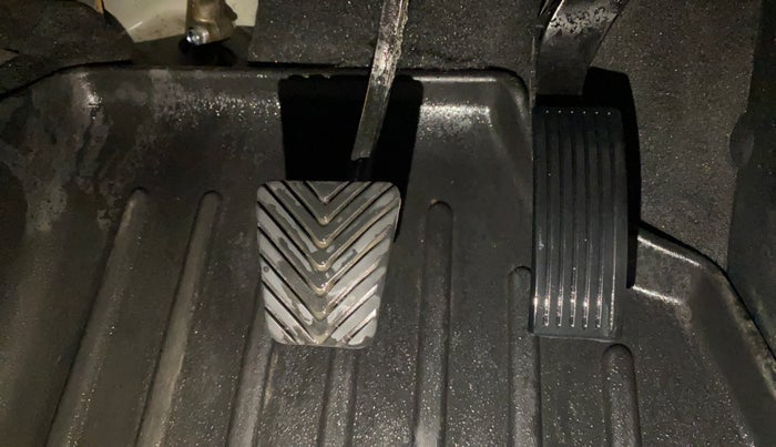 2021 KIA SONET HTK PLUS 1.0 IMT, Petrol, Manual, 73,291 km, Pedals