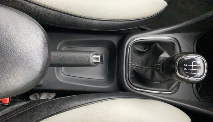 2021 Skoda Rapid 1.0 AMBITION TSI MT, Petrol, Manual, 68,367 km, Gear Lever