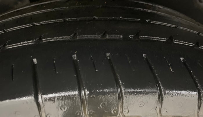 2020 MG HECTOR SHARP 1.5 DCT PETROL, Petrol, Automatic, 41,095 km, Right Rear Tyre Tread