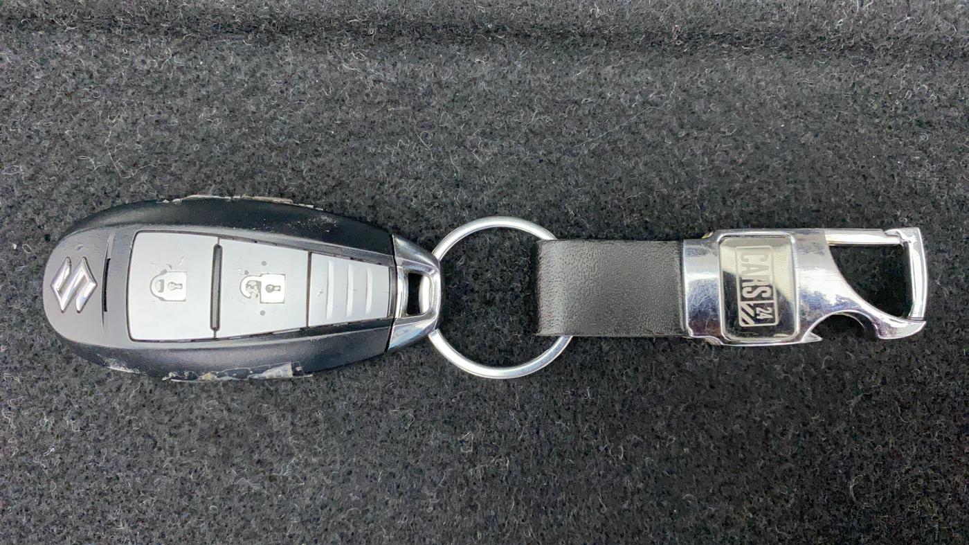 2017 Maruti Vitara Brezza ZDI PLUS, Diesel, Manual, 27,925 km, Key Close Up