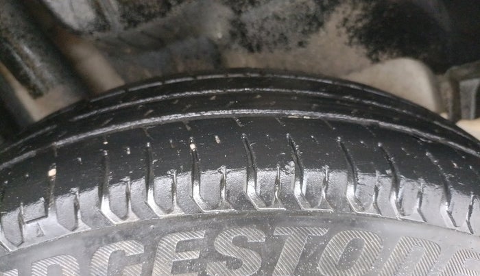 2020 Maruti Swift LXI, Petrol, Manual, 54,294 km, Right Rear Tyre Tread