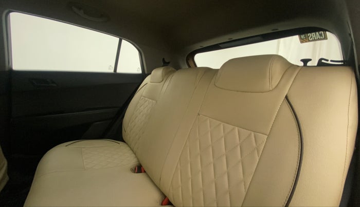 2017 Hyundai Creta E PLUS 1.6 PETROL, Petrol, Manual, 1,01,207 km, Right Side Rear Door Cabin